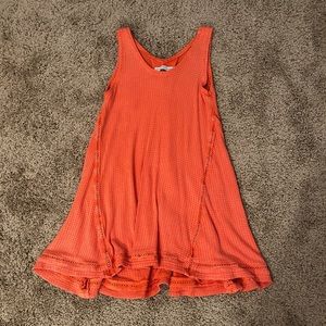 Peach flowy tank